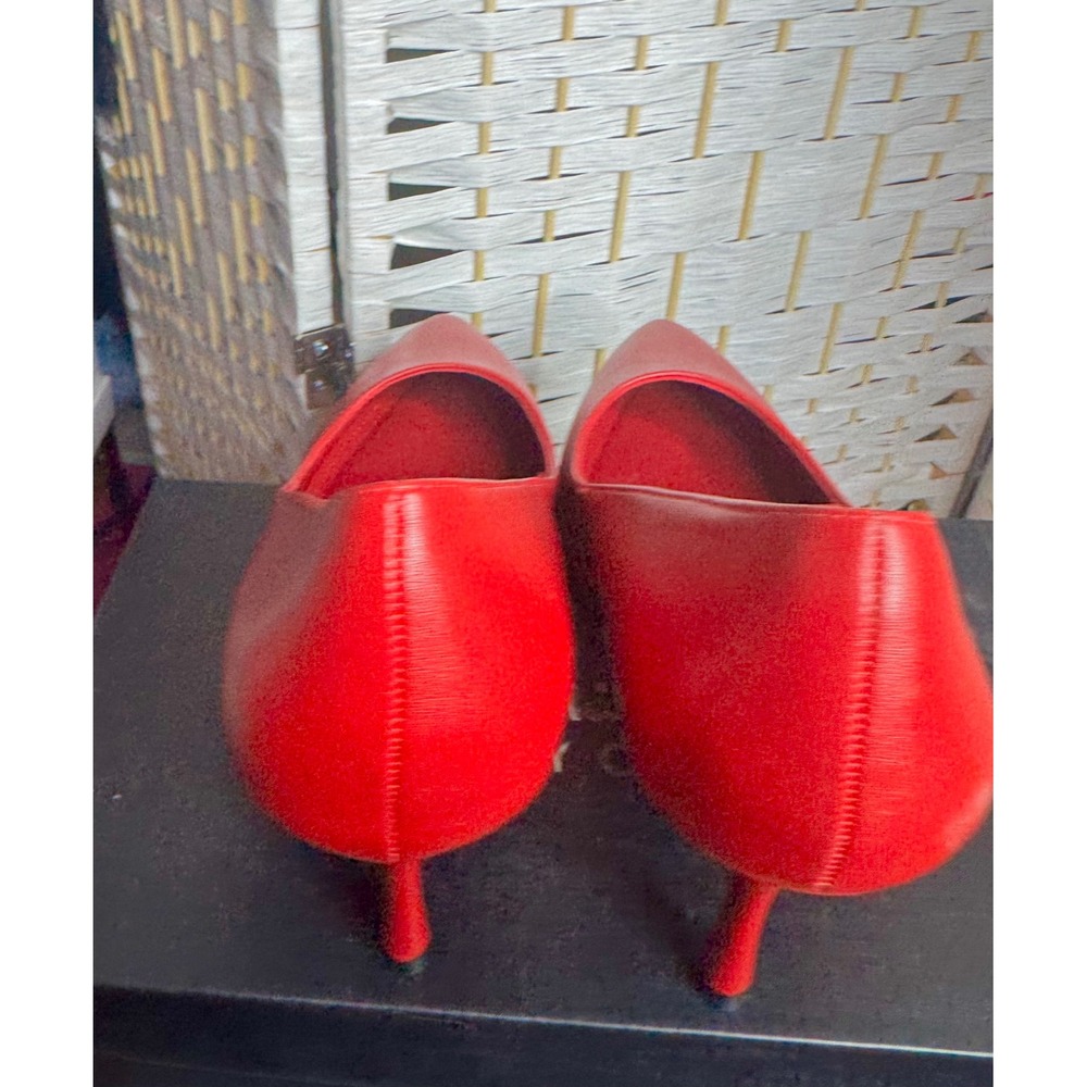 Red Pointed Toe Pumps Classic Stiletto Heel Bold Statement Shoe Work Event Date - Picture 5 of 5